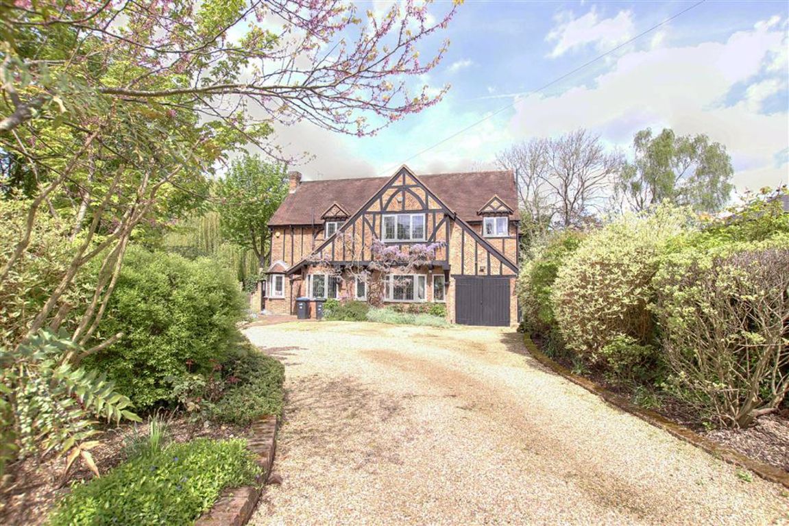 How Wood, Hertfordshire How Wood, Hertfordshire
