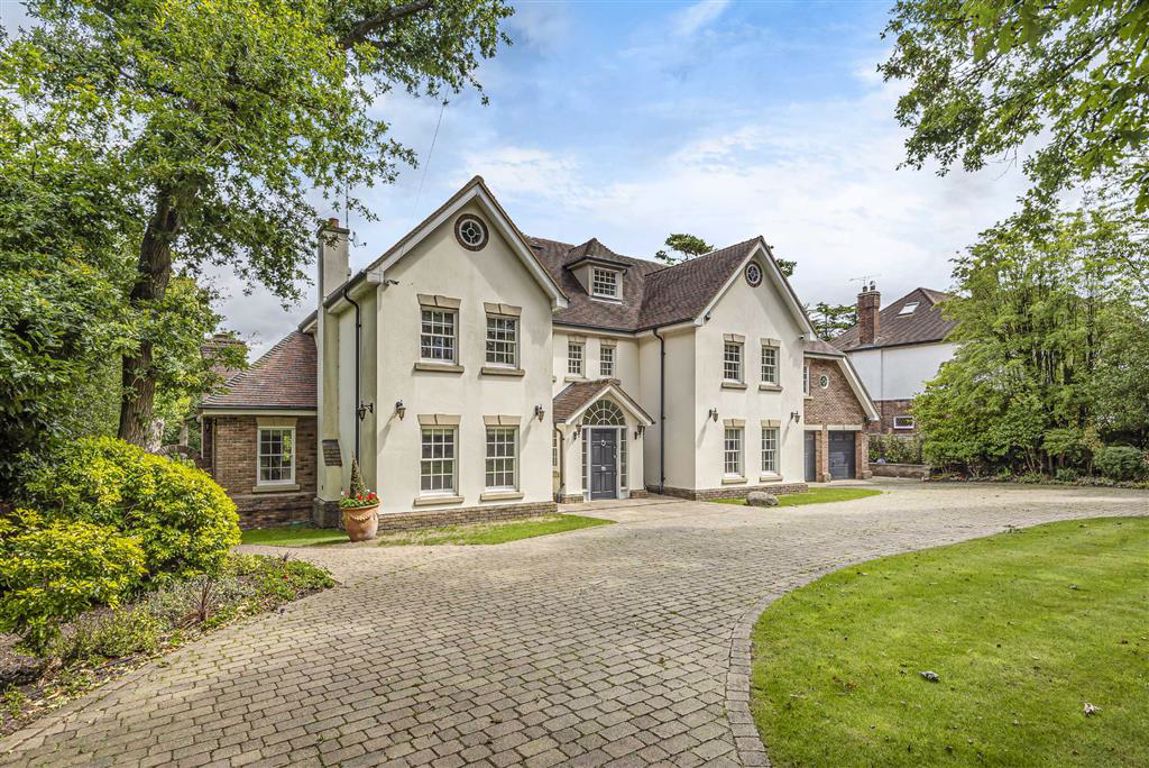Cuffley, Hertfordshire Cuffley, Hertfordshire